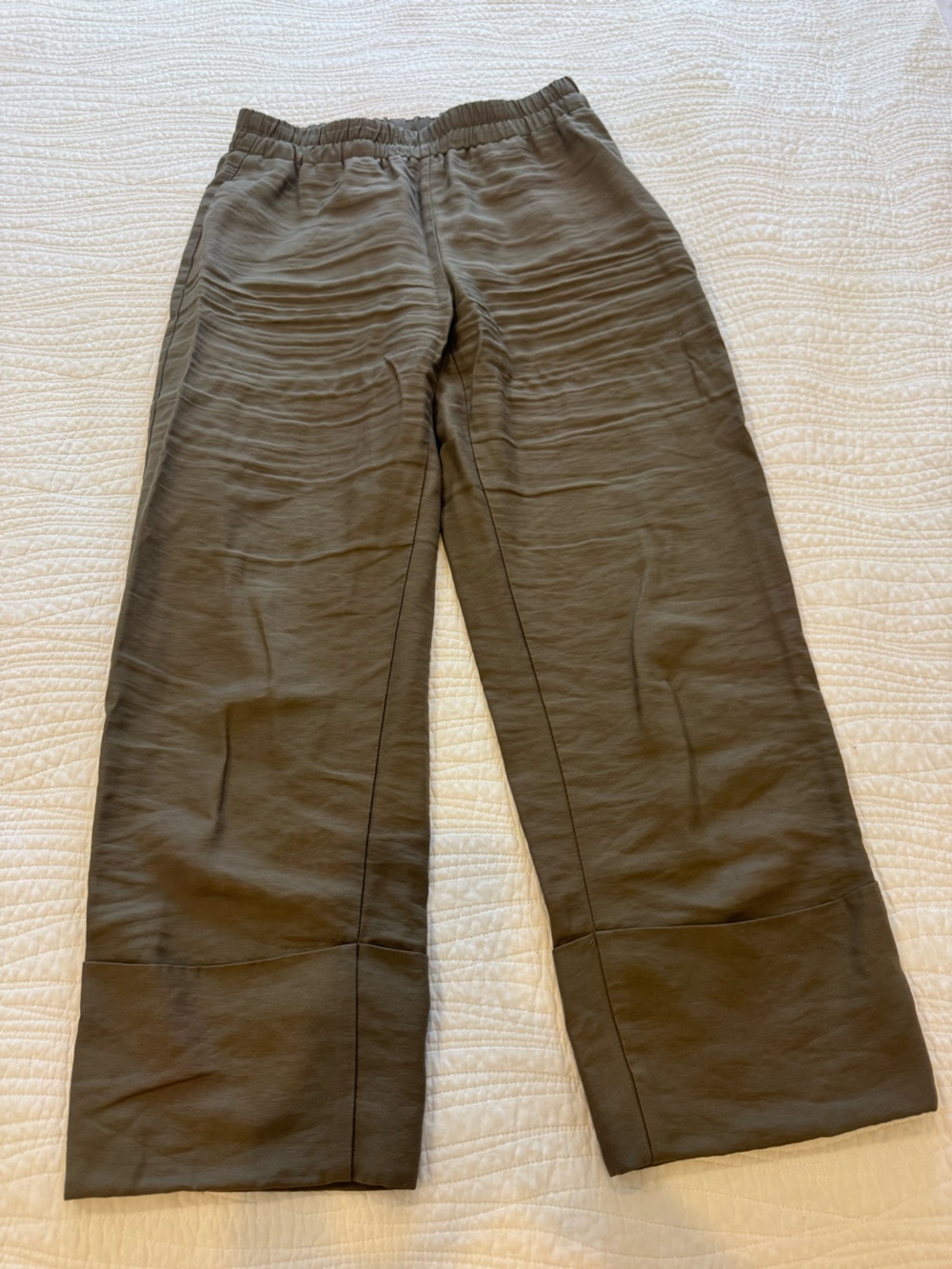 Zara Wide Leg Olive Green Pull-On Pants